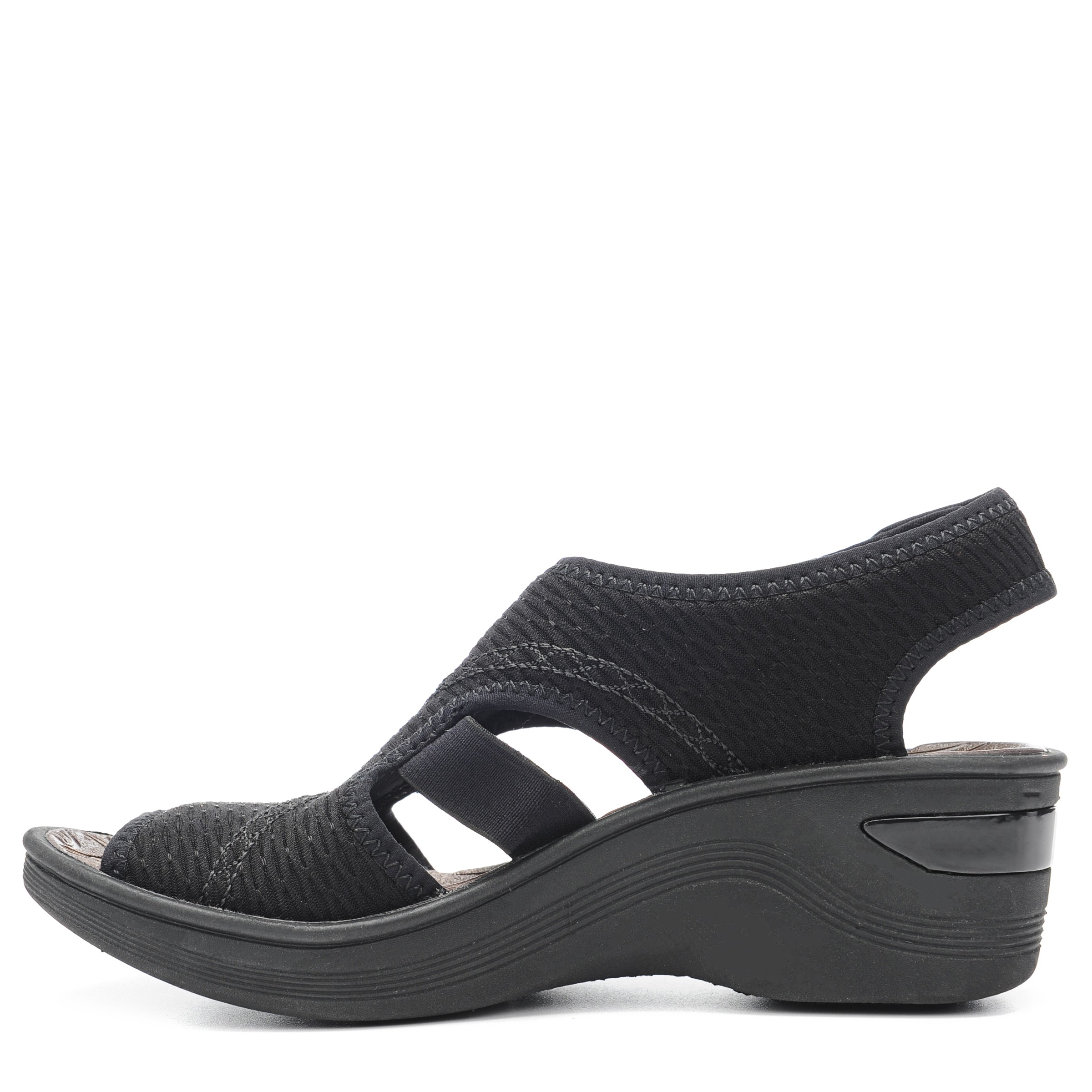 31 Best Sandals for Plantar Fasciitis in 2023 That Are Actually Cute