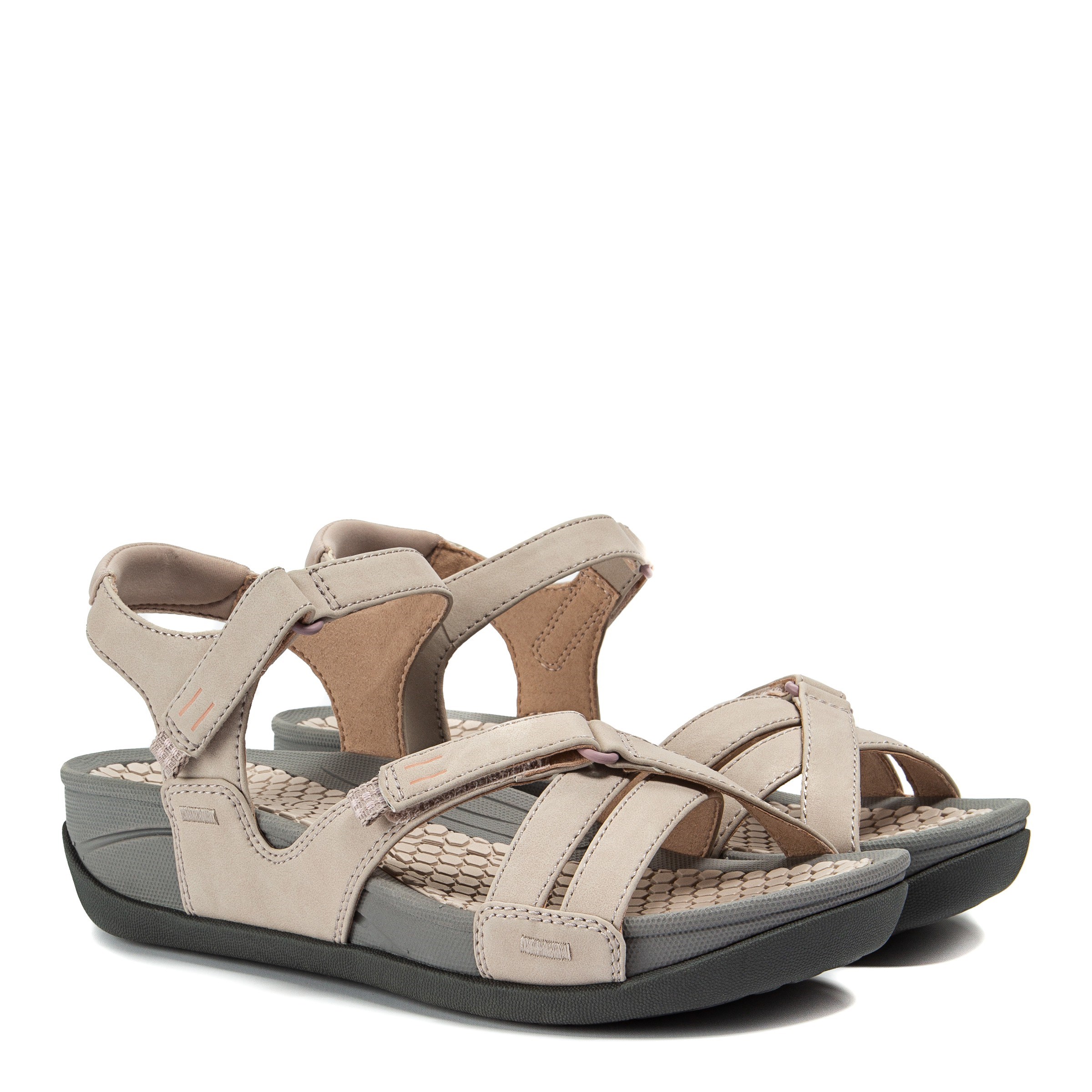 Baretraps Women's Danny Medium/Wide Sandal | Famous Footwear