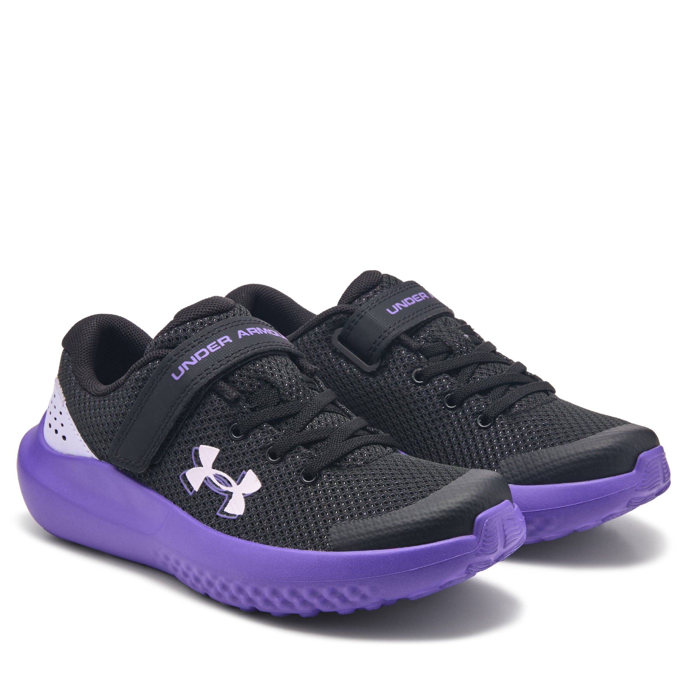 Under outlets Armour Surge youth shoes size 4.5 Y