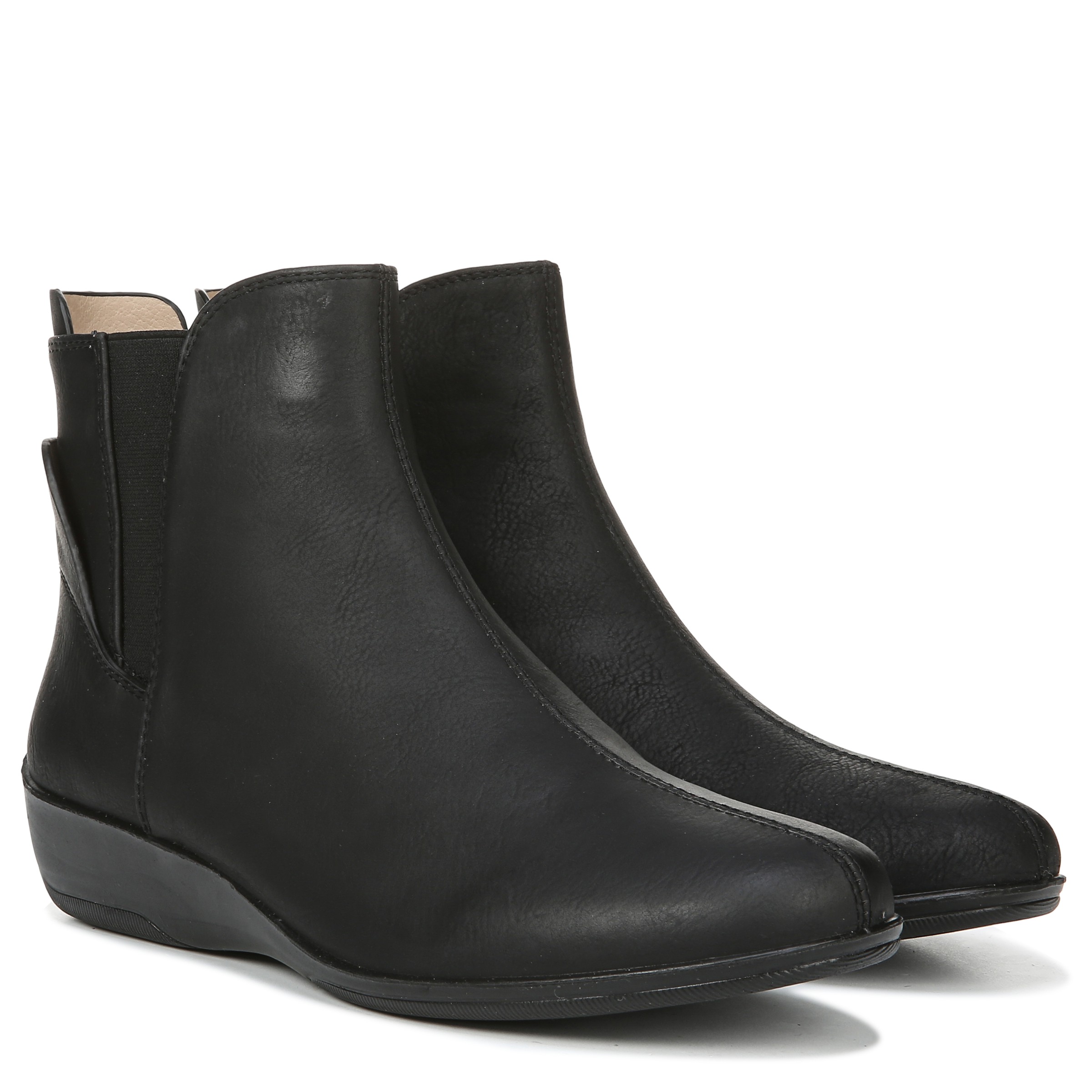 Women's Izzy Medium/Wide Bootie