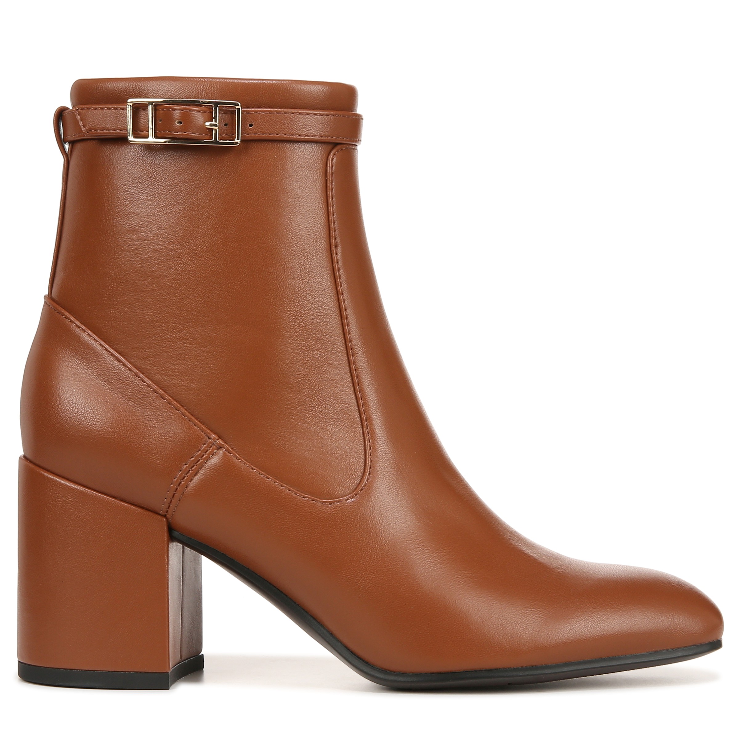 54 Best Block-Heeled Boots to Pair With All Your Fall and Winter Outfits |  Vogue
