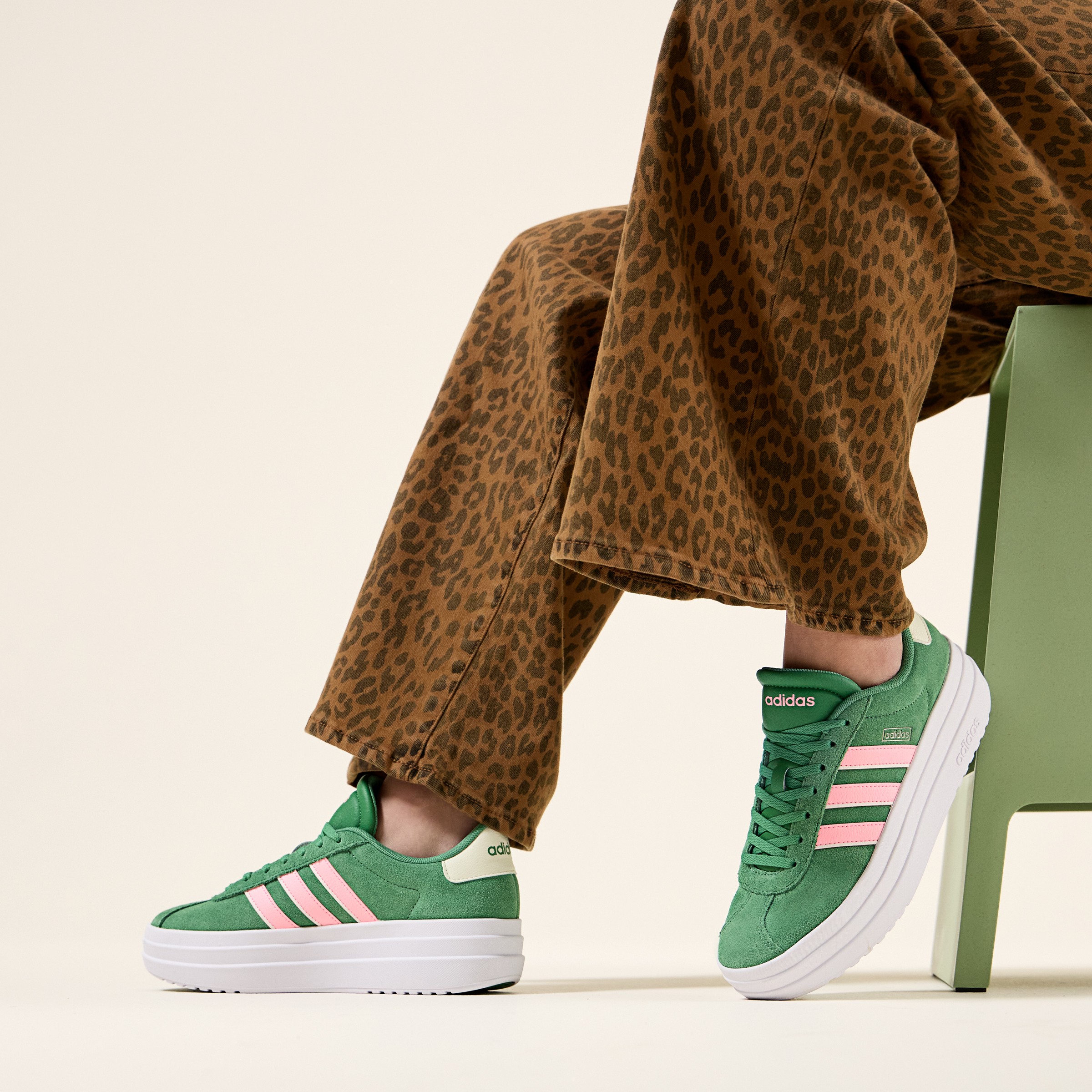 Women's VL Court Bold Sneaker