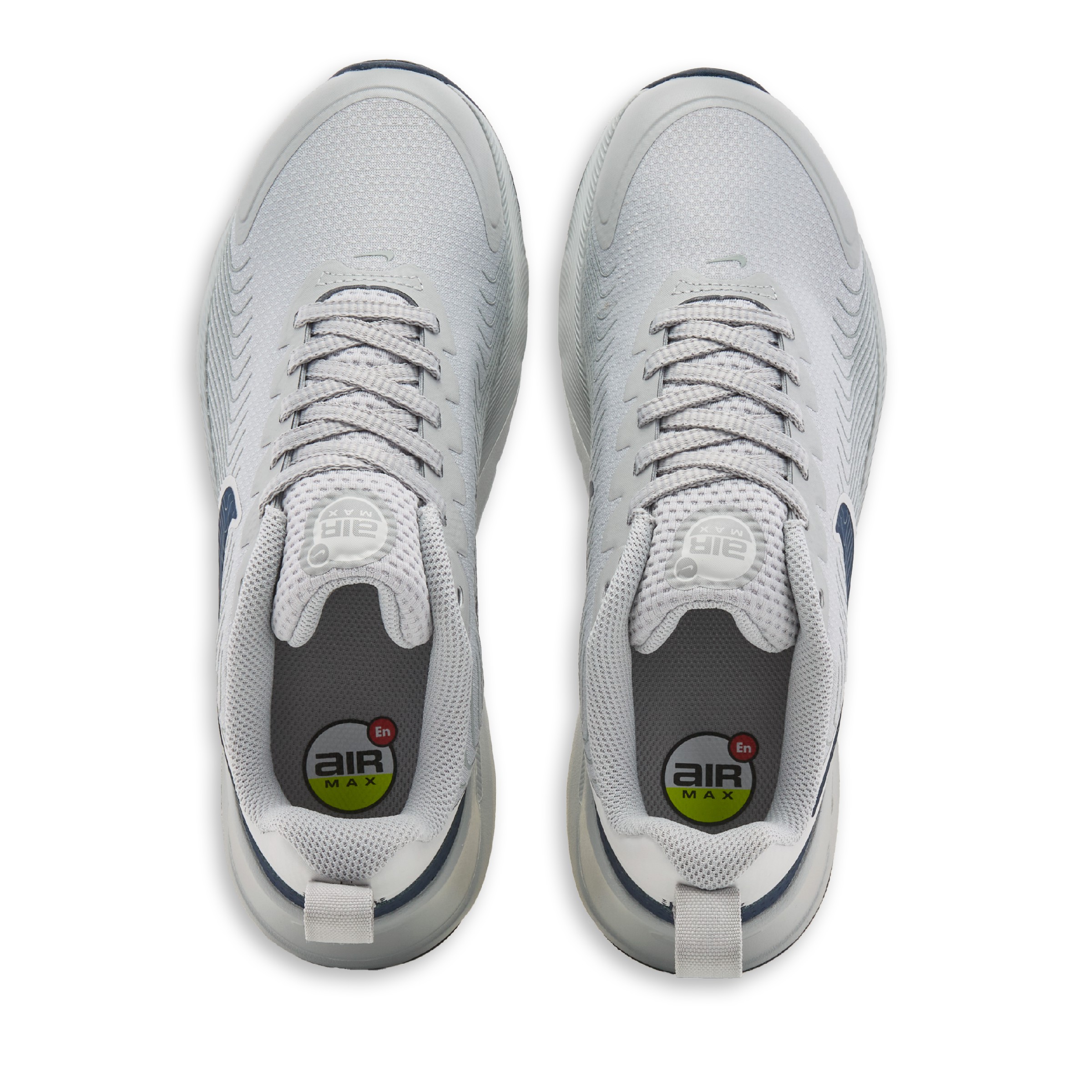 Men's Air Max Nuaxis Sneaker