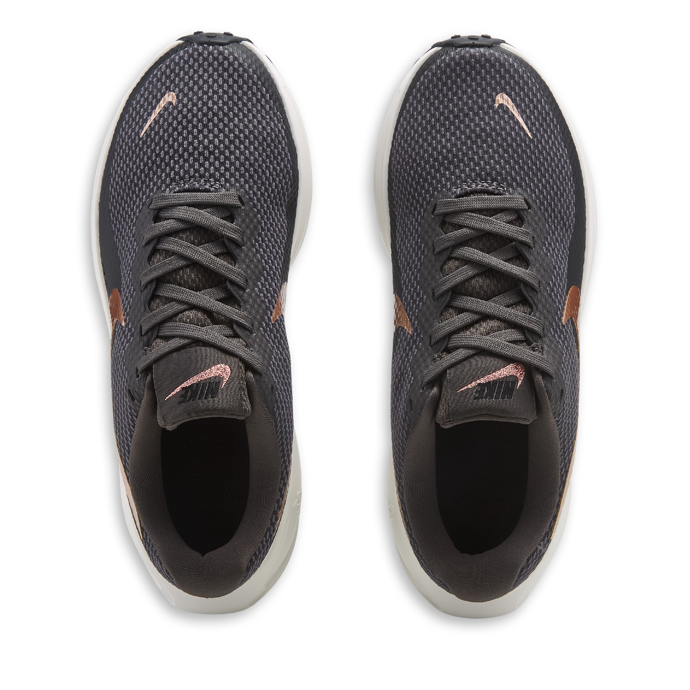 Women's Revolution 8 Sneaker