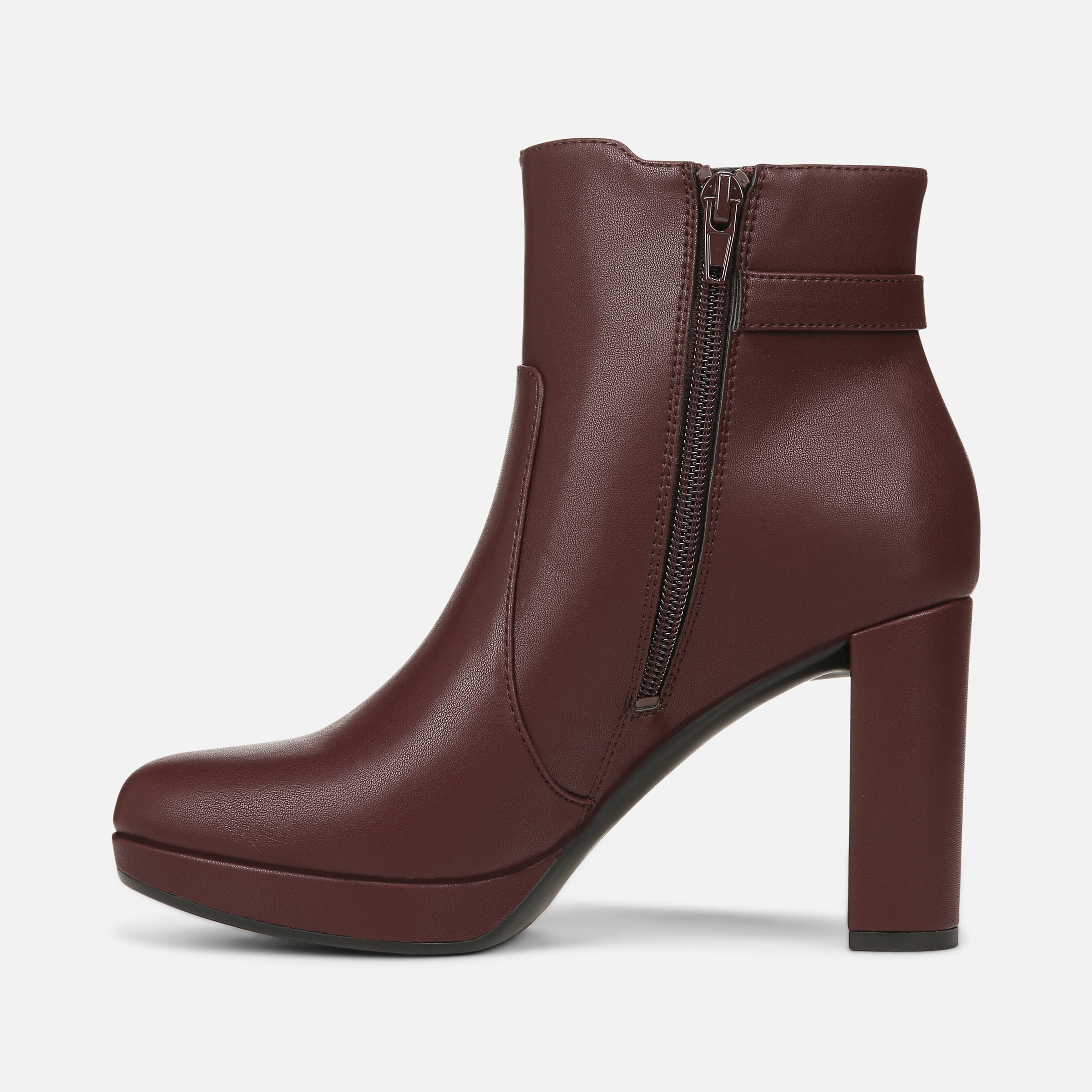 braxton chelsea boot