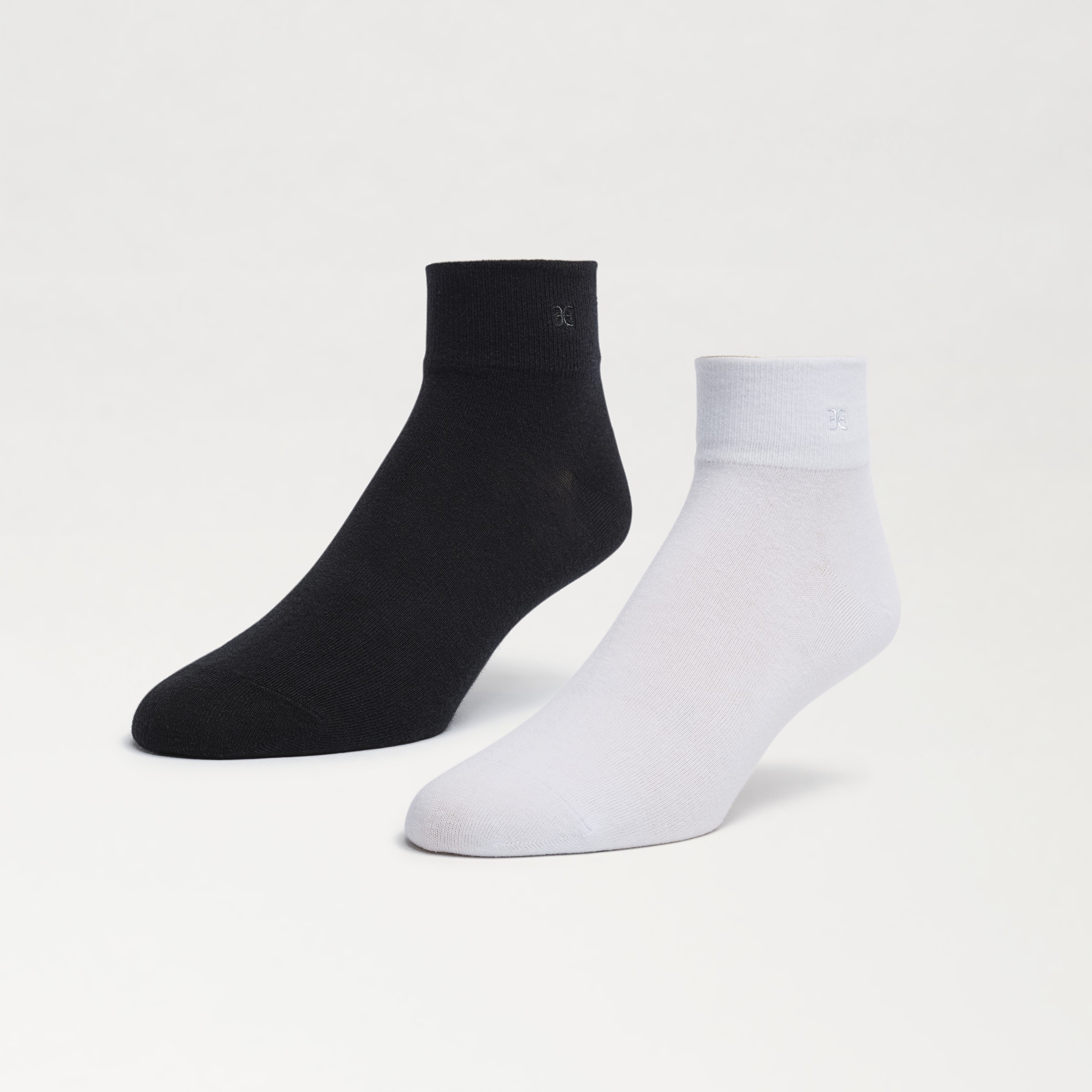 Shop Sam Edelman 2 Pack Cotton Blend Ankle Socks White/black In Multi